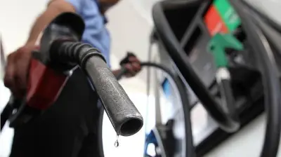 Gasolina E32: como afeta carros flex, a gasolina e carburados