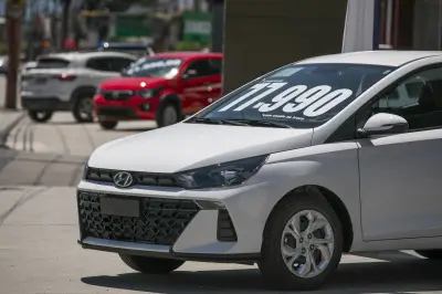 Governo amplia financiamento de seminovos para motoristas de app e taxistas