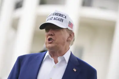 Grupo pró-Trump arrecada US$ 400 milhões para eleições de meio de mandato