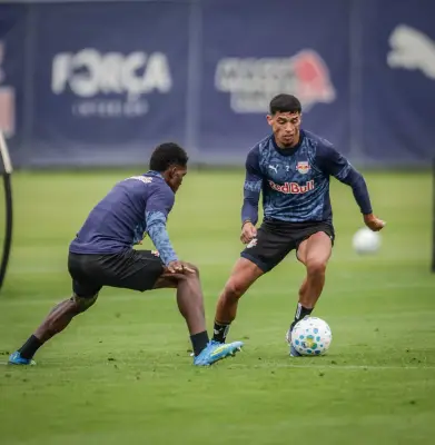 Guzmán Rodriguez deve desfalcar Bragantino contra Fluminense no Maracanã