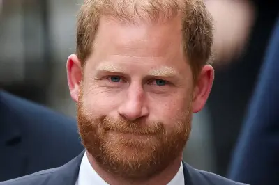 Harry e Elton John podem pagar milhões em custas a editora do Daily Mail