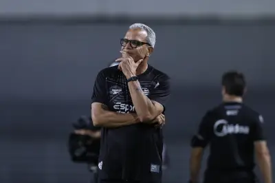 Hélio dos Anjos assume culpa após oitavo jogo sem vitória do Náutico na Série B