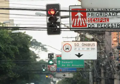 IA do Google otimiza semáforos em São Paulo e reduz paradas em 10%