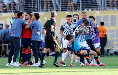 Ibrahimovic critica Paredes e diz que daria cabeçada em confusão na final da Copa