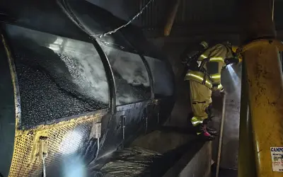 Incêndio destrói secador de café e 70 sacas em Andradas