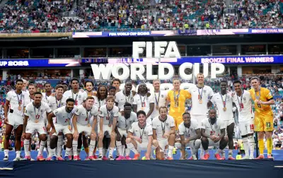 Inglaterra vence França e fica com 3º lugar da Copa