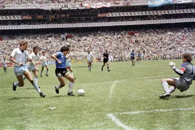 Inglaterra volta ao Azteca 40 anos após derrota para Maradona