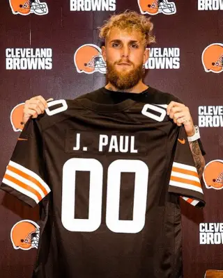 Jake Paul anuncia planos de jogar na NFL como wide receiver
