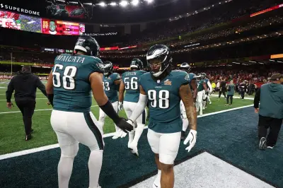Jalen Carter e Denzel Ward se tornam os mais bem pagos de suas posições na NFL