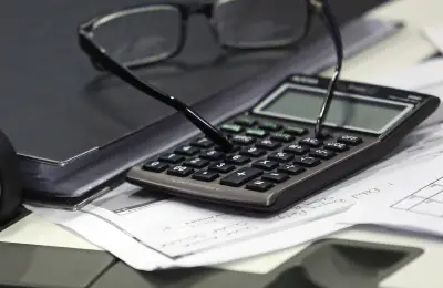 Juros futuros caem forte após CPI mais fraco nos EUA