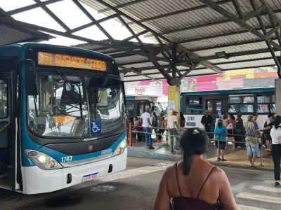 Justiça libera 50 ônibus apreendidos em Rio Branco; frota volta a operar