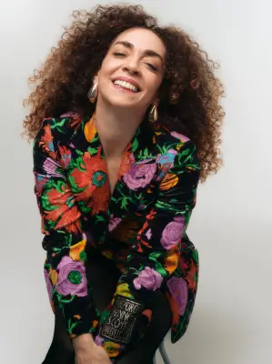 Laila Garin sobre sexualidade fluida: 'Somos livres para amar'