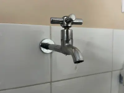 Mais de 80 bairros de São Luís seguem sem água após rompimento de subadutora