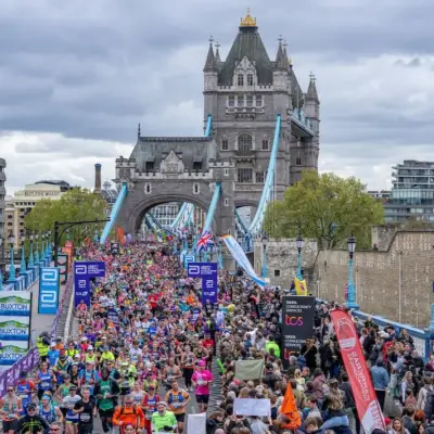 Maratona de Londres terá dois dias em 2027 com recorde de 100 mil corredores