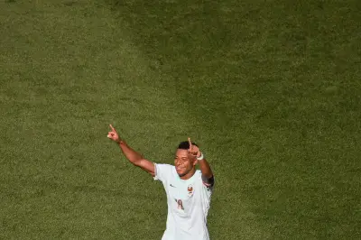 Mbappé revela pancada no tornozelo, mas afirma que está bem