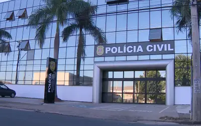 Mãe é presa suspeita de aliciar a própria filha para abusos sexuais em Americana