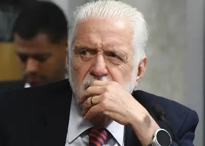 Mendonça tira sigilo de investigação sobre Jaques Wagner no caso Master