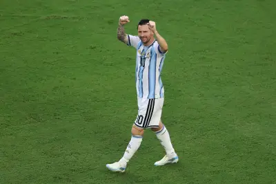 Messi chega a 10 assistências em Copas e amplia recorde histórico