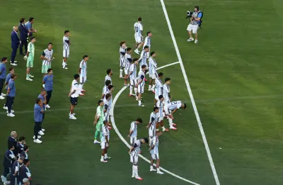 Messi chora e é chamado de 'petulante' por colunista inglês após vice na Copa