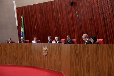Ministros se reúnem com big techs para combater desinformação nas eleições