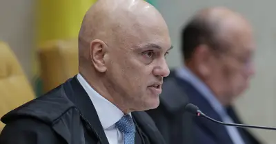 Moraes rejeita visita de Milei a Bolsonaro na prisão
