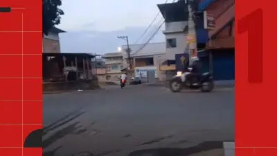 Motociclista bêbado foge de blitz, bate em carro, invade casa e é preso no ES