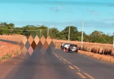 Mulher de 42 anos morre atropelada por caminhão na TO-335