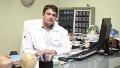 Neurocirurgião Jacinto Lay morre aos 52 anos em São Paulo