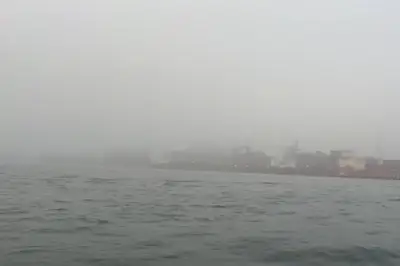 Nevoeiro intenso fecha Porto de Santos e interrompe travessias pelo 2º dia
