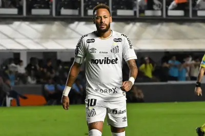 Neymar nega ofensa a Bontempo e confirma saída da Seleção