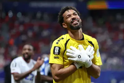 Nova espécie de lesma-do-mar é batizada em homenagem ao goleiro Vozinha