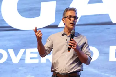 Novo oficializa Romeu Zema como candidato à Presidência em 2026