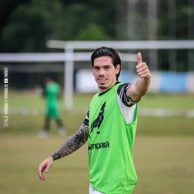 Náutico anuncia atacante argentino Benjamín Borasi por empréstimo