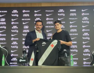 Paulinho comemora chance no Vasco: 'Não via a hora de estar aqui'