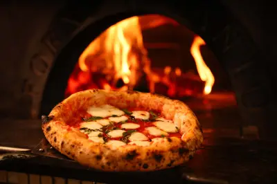 Pizza da Mooca: 15 anos com sabores de chefs convidados
