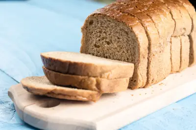 Pizza no pão de forma: receita prática viraliza nas redes sociais