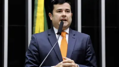 Presidente da federação União/PP em PE rejeita apoio a Flávio Bolsonaro