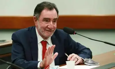 PT nacional vê candidatura de Patrus Ananias em MG como certa