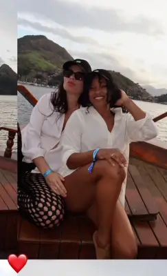 Rebeca Andrade e Gisele aparecem com alianças iguais e reacendem rumores de romance