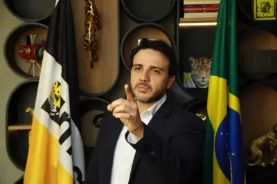 Renan Santos se diz lisonjeado com apoio de Ciro Gomes para 2026