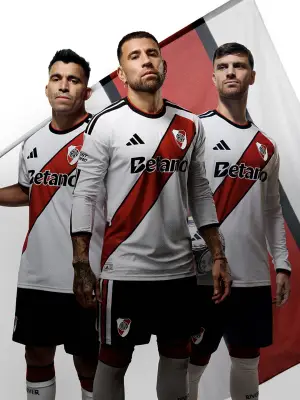 River Plate revela novo uniforme com detalhe inédito