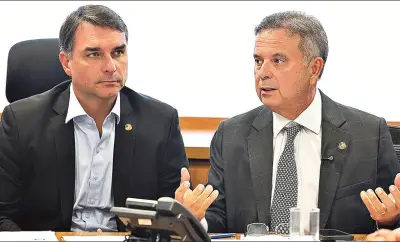 Rogério Marinho, coordenador de campanha de Flávio Bolsonaro, enfrenta críticas no PL