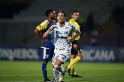 Santos goleia UCV na Venezuela e encaminha vaga na Sul-Americana