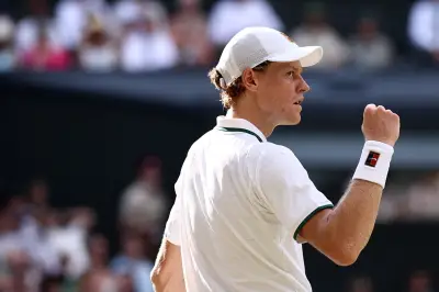 Sinner supera Djokovic e vai à final de Wimbledon pela 2ª vez
