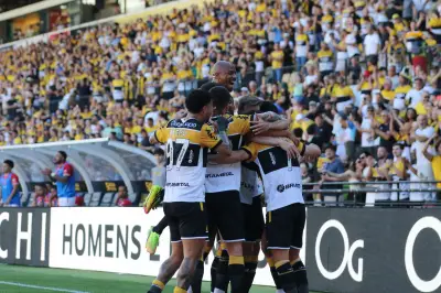 Série B 2026: Criciúma lidera com 72% de chance de acesso direto