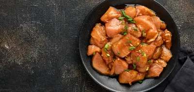 Temperos que realçam a marinada do frango: nem mostarda, nem limão