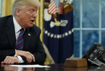 Trump diz ter tido conversa 'muito boa' com novo premiê britânico