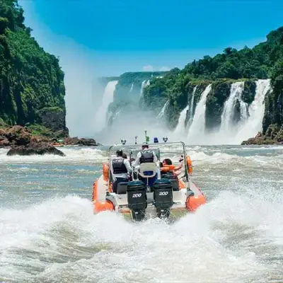Turista holandês morre após barco virar nas Cataratas do Iguaçu