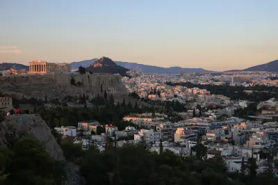 Turistas são esfaqueados perto da Acrópole em Atenas