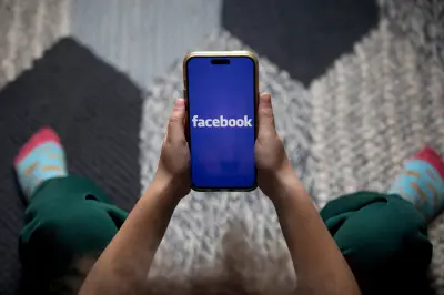 UE acusa Meta de design viciante no Instagram e Facebook
